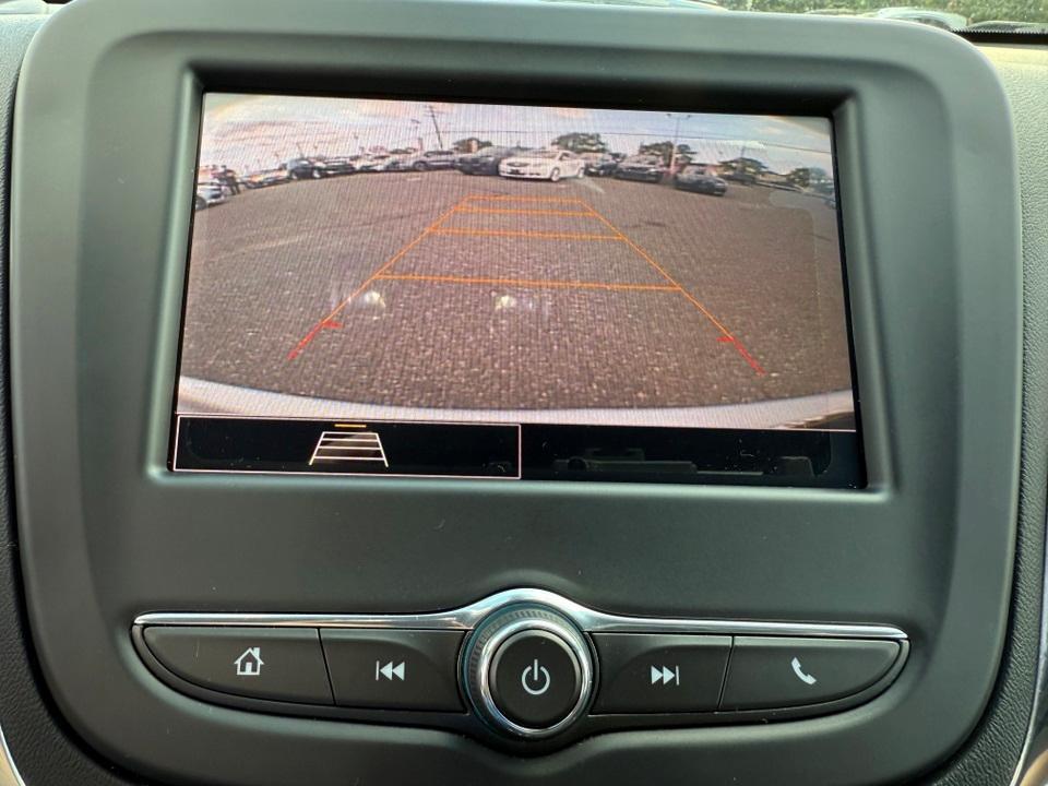 used 2022 Chevrolet Equinox car, priced at $19,923