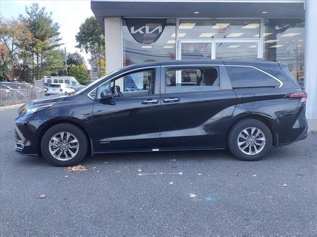 used 2021 Toyota Sienna car, priced at $39,258