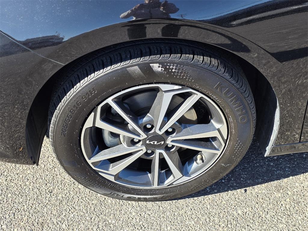 used 2023 Kia Forte car, priced at $16,202