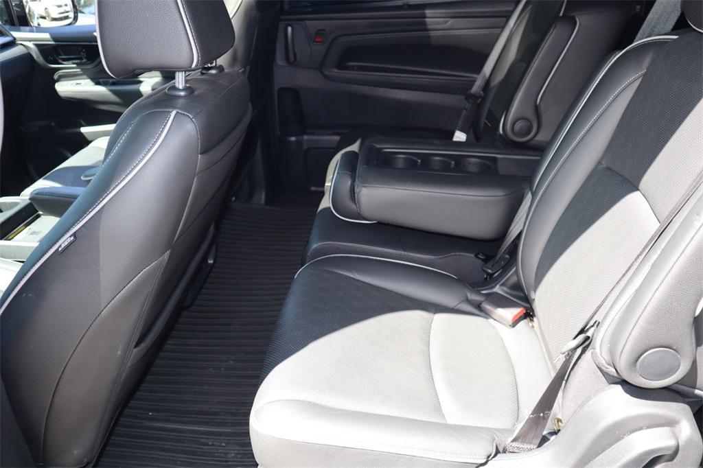 used 2024 Honda Odyssey car, priced at $40,904