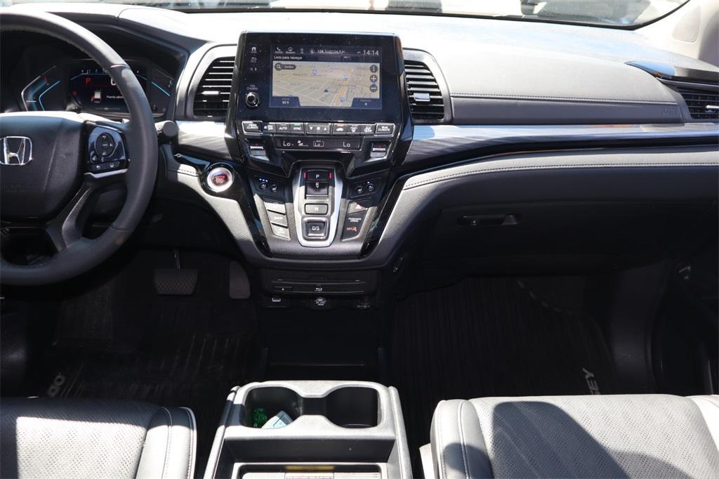 used 2024 Honda Odyssey car, priced at $40,904