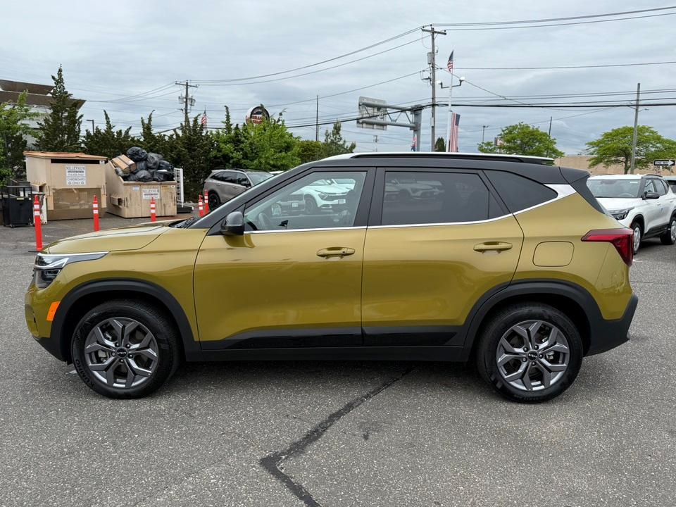 used 2024 Kia Seltos car, priced at $25,150