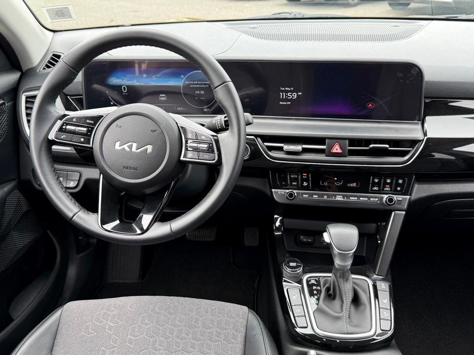 used 2024 Kia Seltos car, priced at $25,150