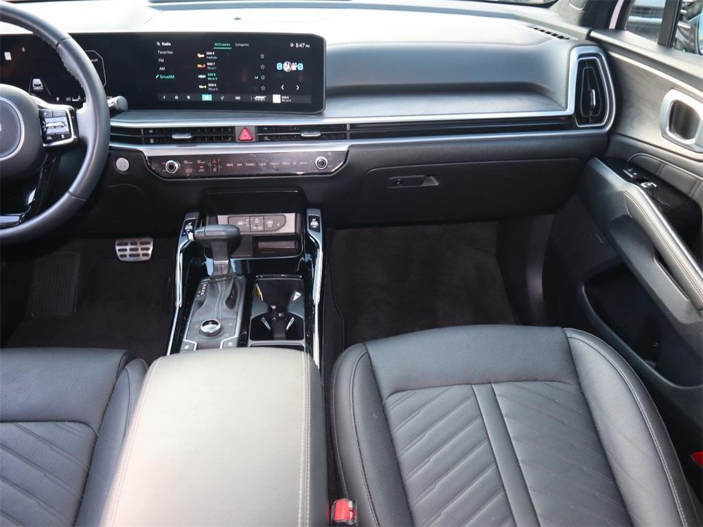 used 2024 Kia Sorento car, priced at $40,402