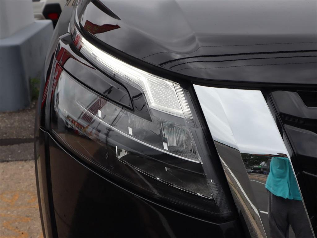used 2024 Nissan Pathfinder car, priced at $30,587