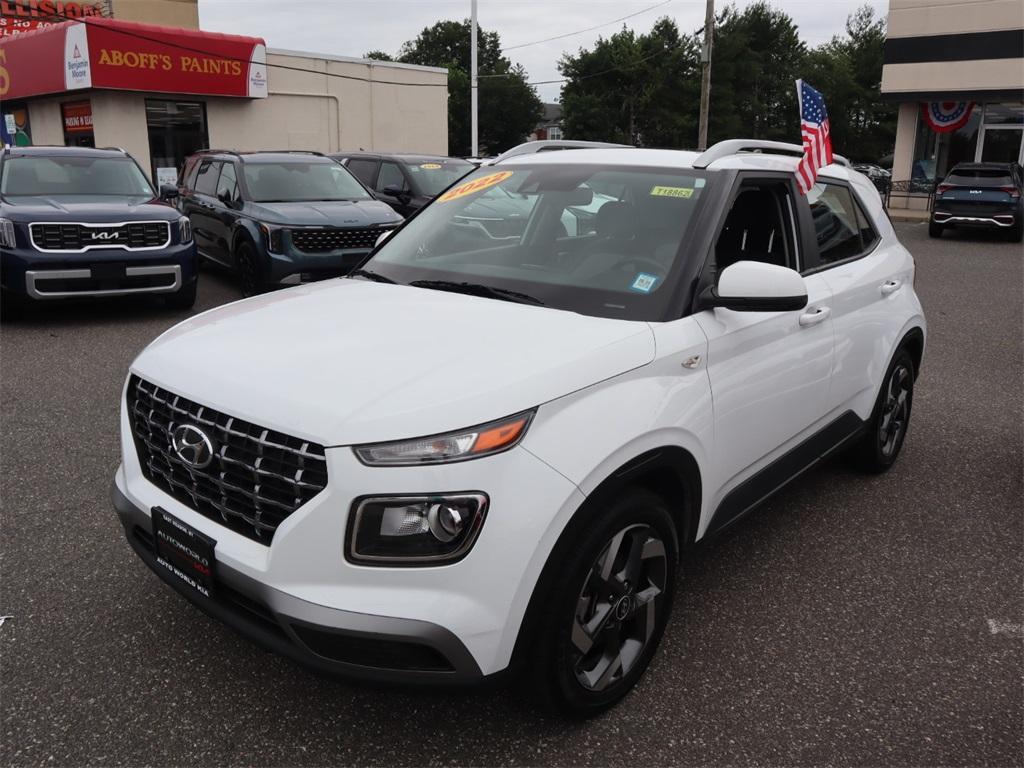 used 2022 Hyundai Venue car, priced at $17,399