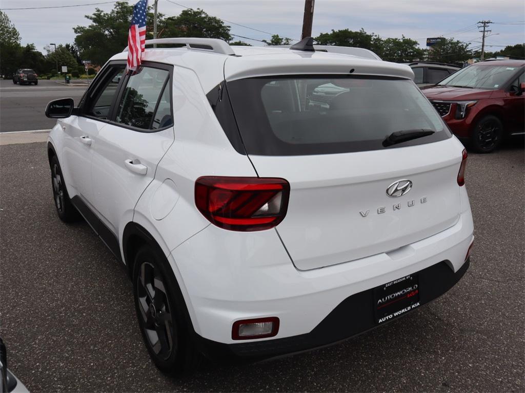 used 2022 Hyundai Venue car, priced at $17,399