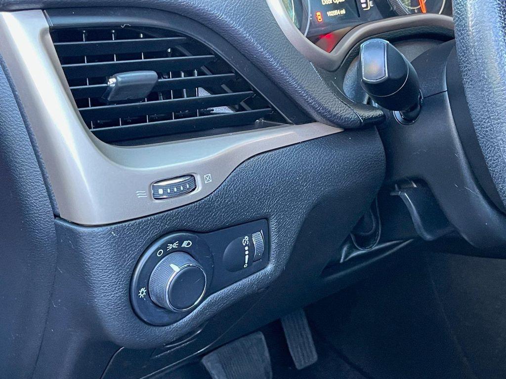 used 2017 Jeep Cherokee car, priced at $11,347