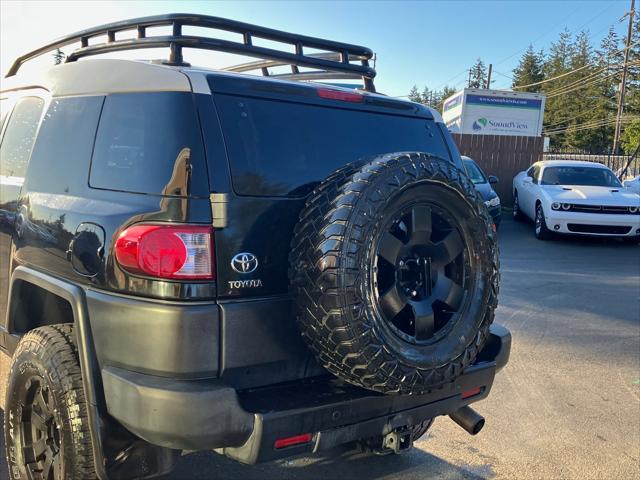 used 2007 Toyota FJ Cruiser car, priced at $14,999