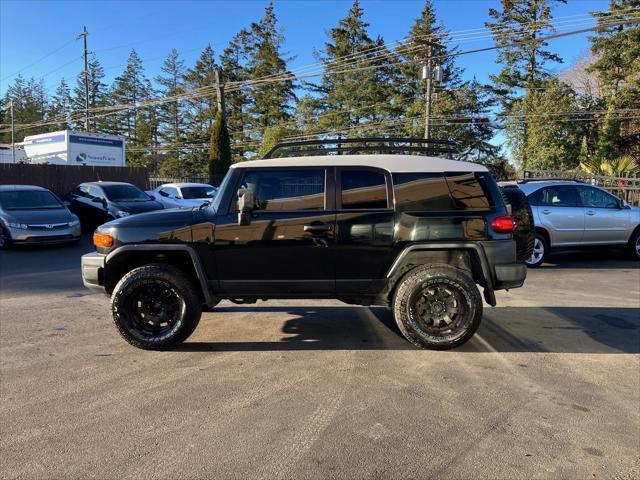 used 2007 Toyota FJ Cruiser car, priced at $14,999