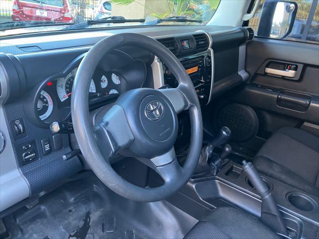 used 2007 Toyota FJ Cruiser car, priced at $14,999