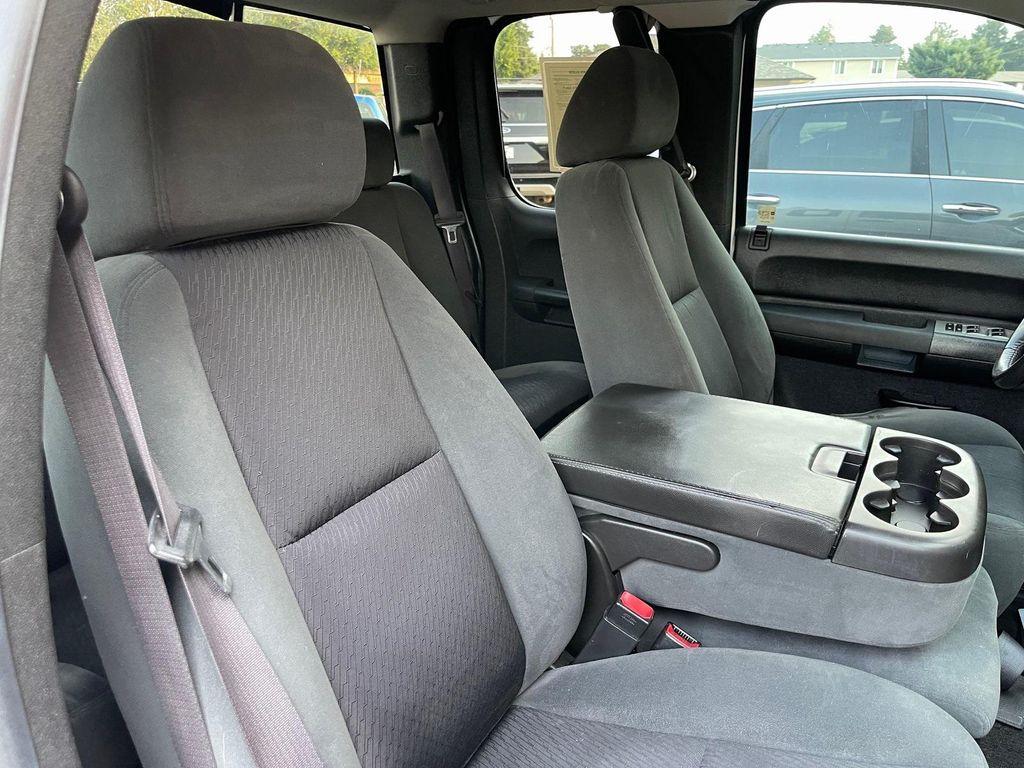used 2009 Chevrolet Silverado 1500 car, priced at $10,999