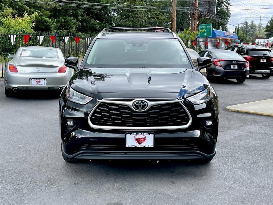 used 2020 Toyota Highlander car, priced at $35,281