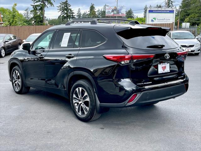 used 2020 Toyota Highlander car, priced at $31,059