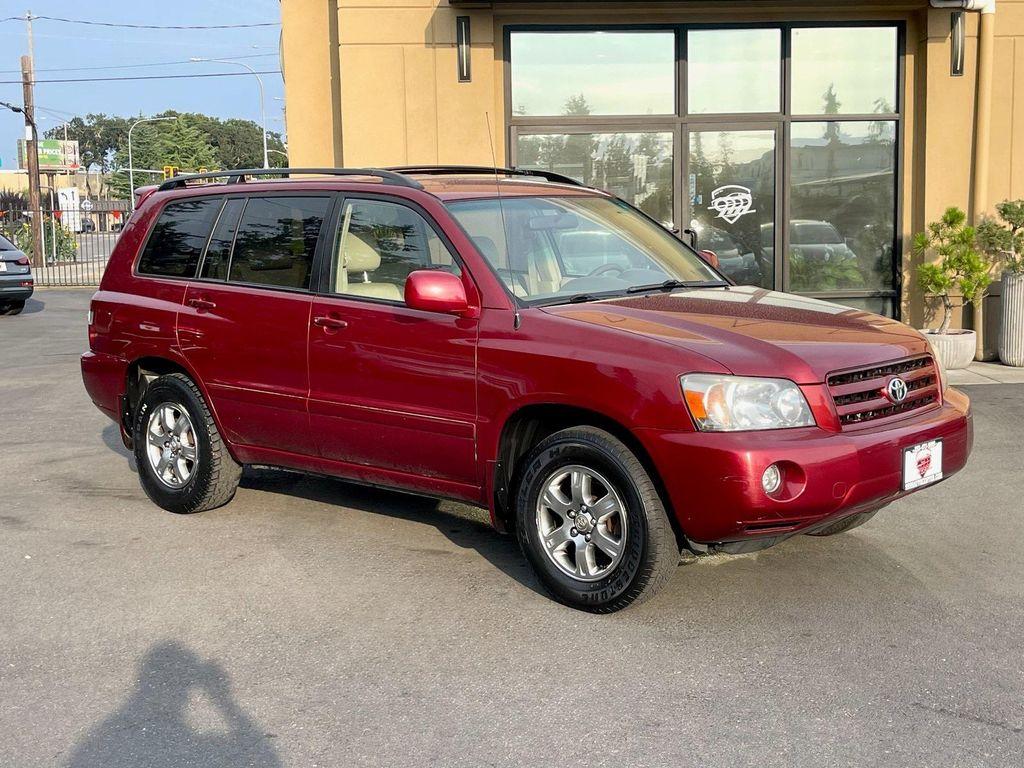 used 2007 Toyota Highlander car, priced at $6,999