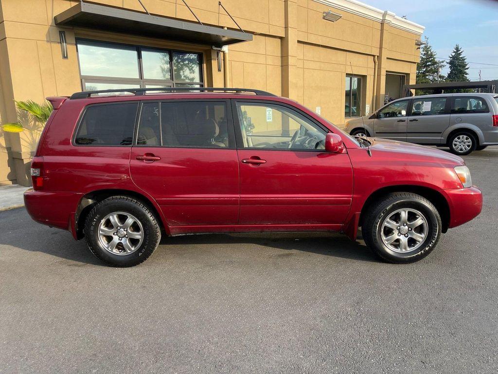 used 2007 Toyota Highlander car, priced at $6,999
