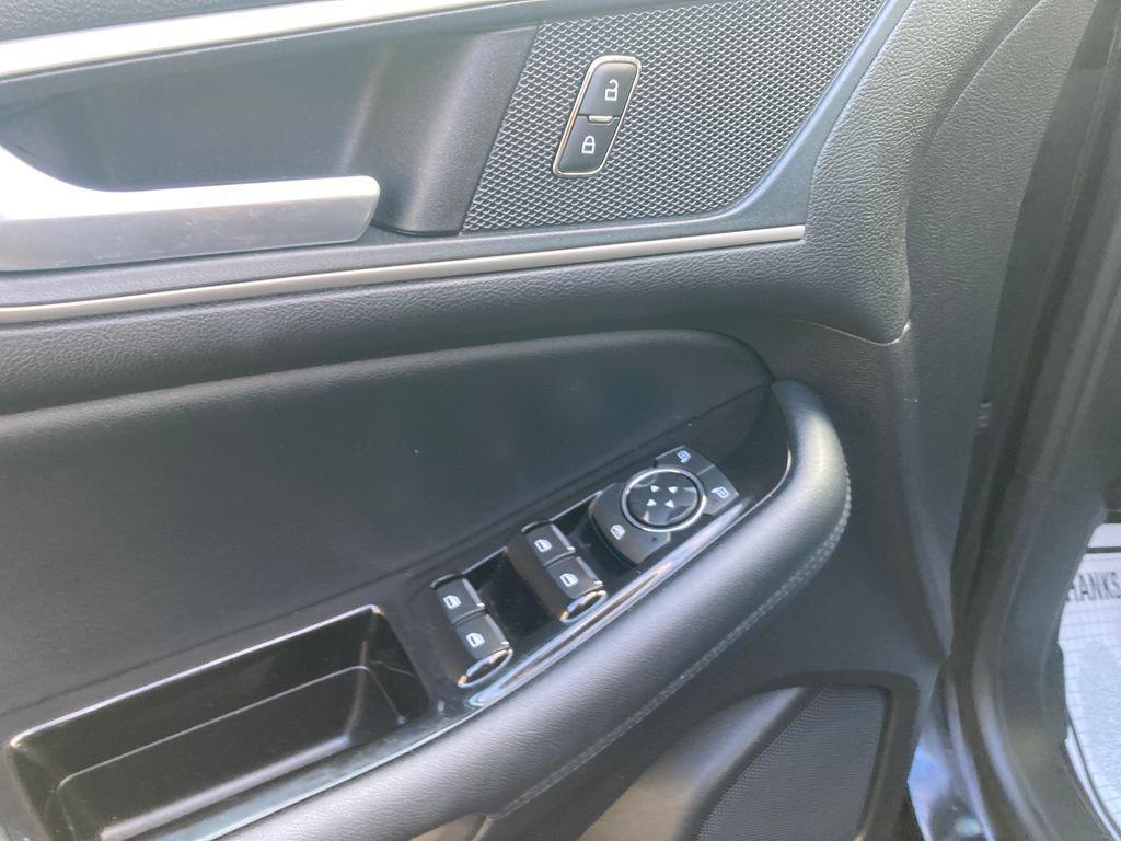 used 2019 Ford Edge car, priced at $17,700