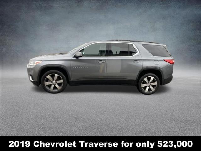 used 2019 Chevrolet Traverse car, priced at $22,700