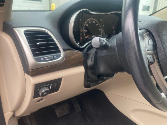 used 2016 Jeep Grand Cherokee car, priced at $16,000