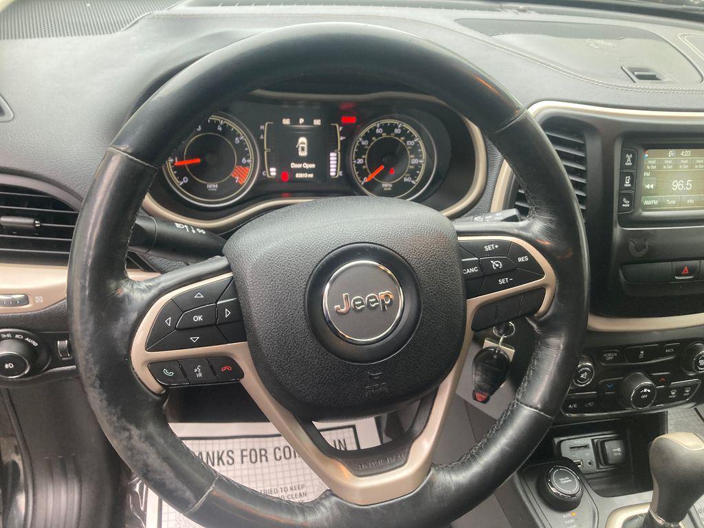 used 2015 Jeep Cherokee car, priced at $12,700