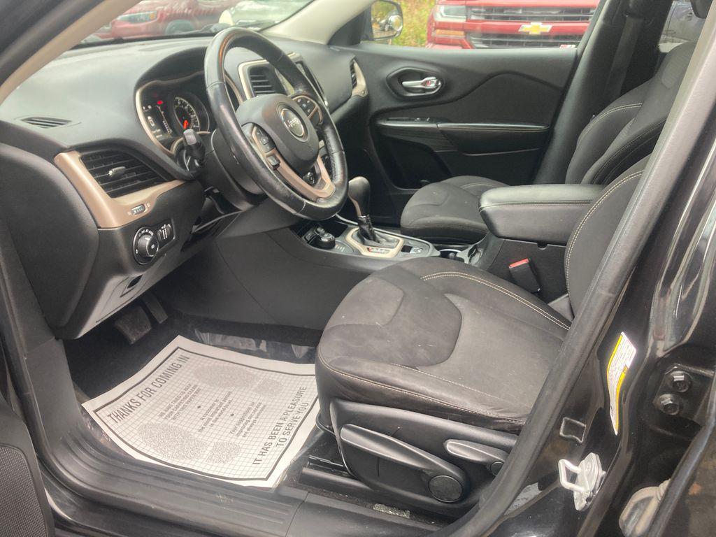 used 2015 Jeep Cherokee car, priced at $12,700