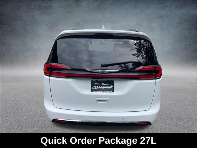 used 2022 Chrysler Pacifica car, priced at $23,000