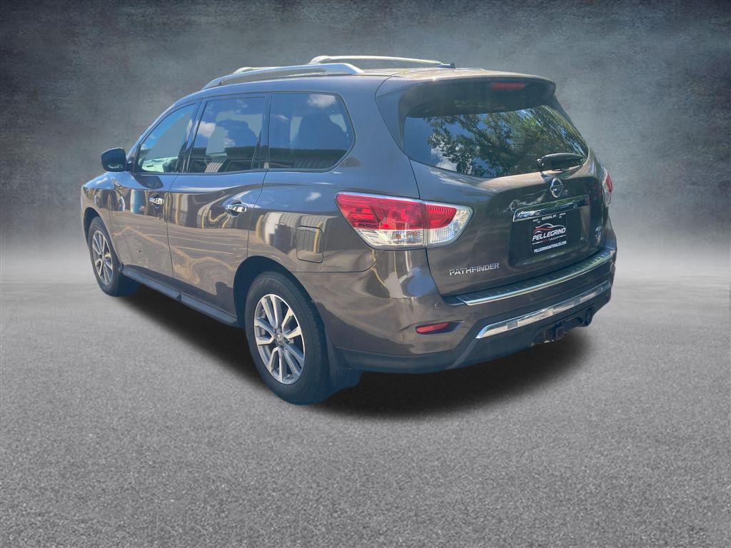 used 2016 Nissan Pathfinder car, priced at $14,000