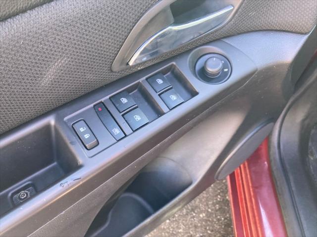 used 2015 Chevrolet Cruze car, priced at $11,000