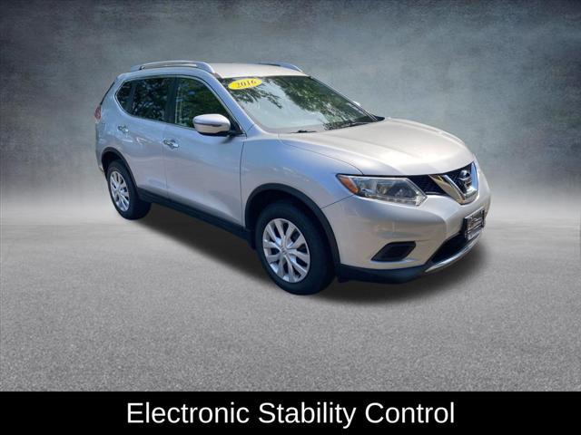 used 2016 Nissan Rogue car, priced at $14,000
