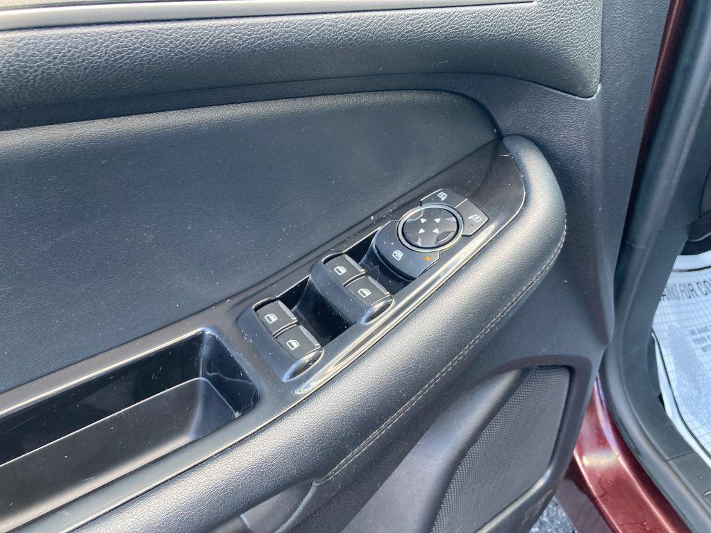 used 2020 Ford Edge car, priced at $18,000