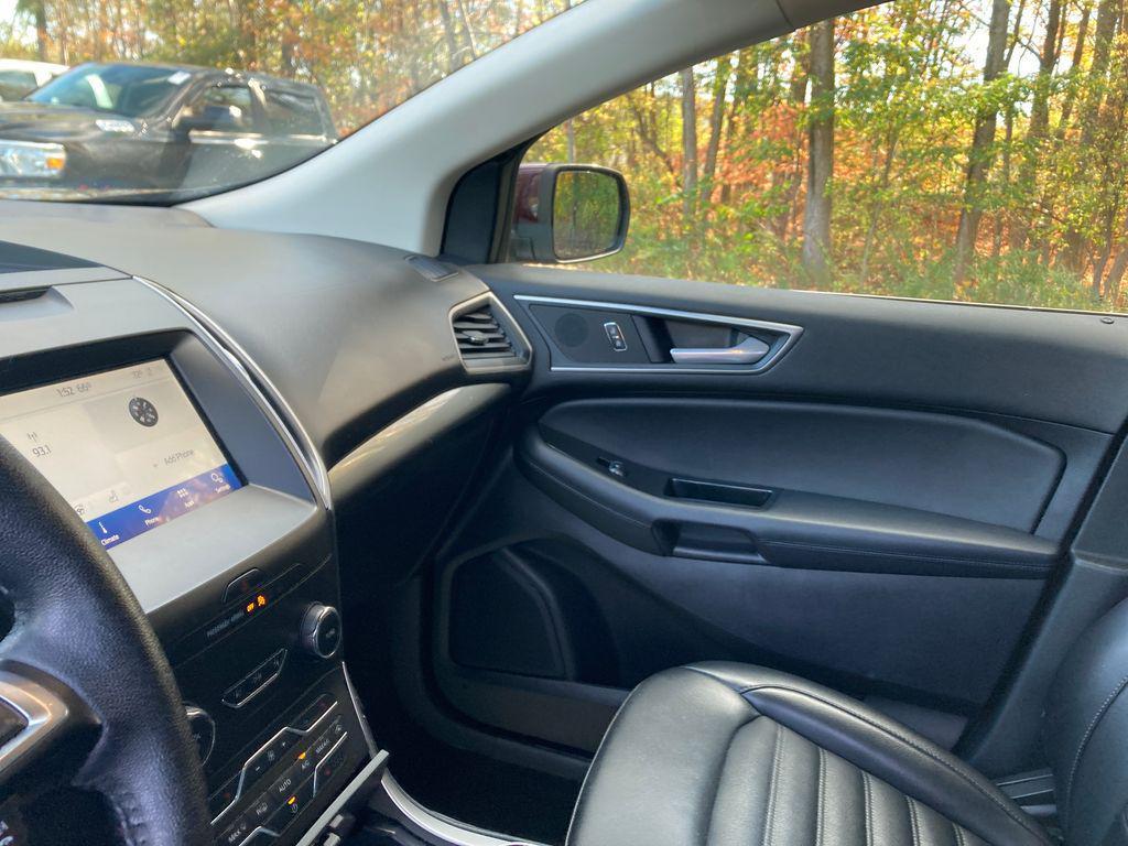 used 2020 Ford Edge car, priced at $18,000