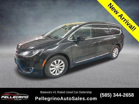 used 2017 Chrysler Pacifica car, priced at $16,000