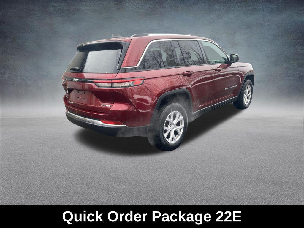 used 2022 Jeep Grand Cherokee car, priced at $29,000