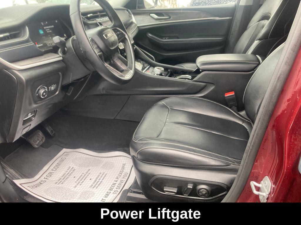 used 2022 Jeep Grand Cherokee car, priced at $29,000