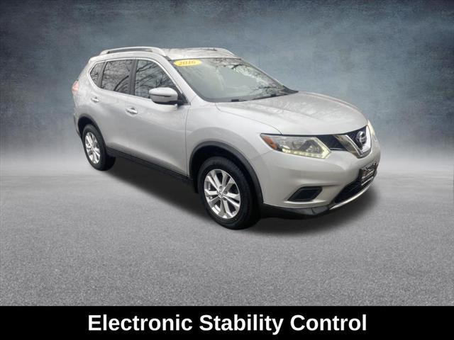 used 2016 Nissan Rogue car, priced at $13,000