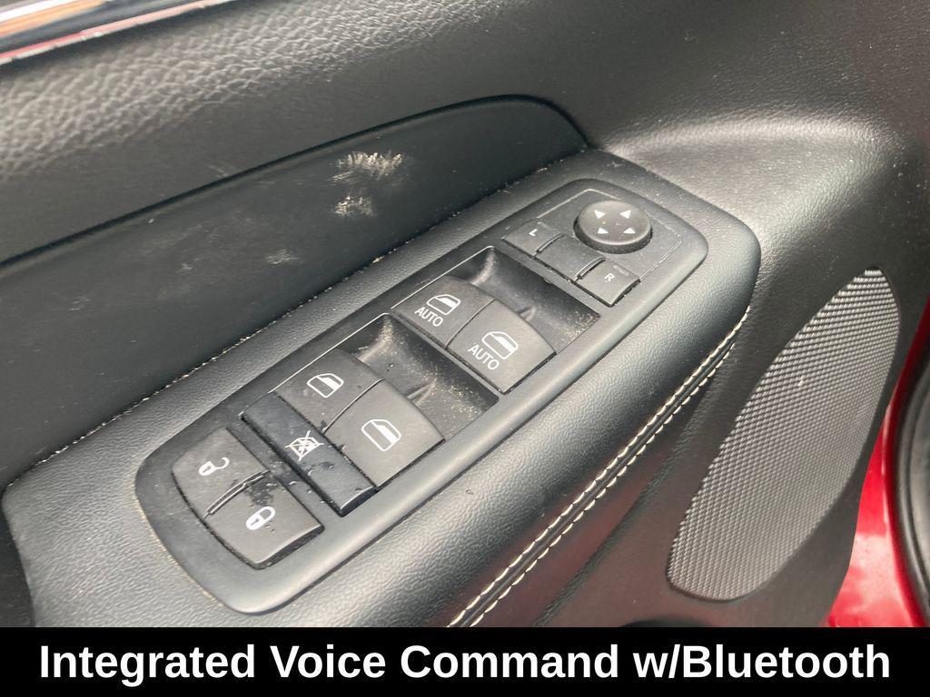 used 2015 Jeep Grand Cherokee car, priced at $16,000