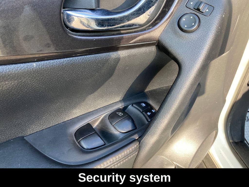 used 2018 Nissan Rogue car, priced at $14,000