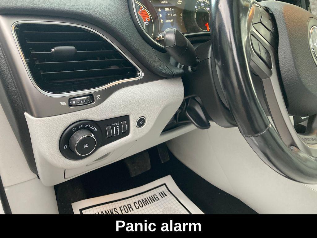 used 2021 Jeep Cherokee car, priced at $22,000