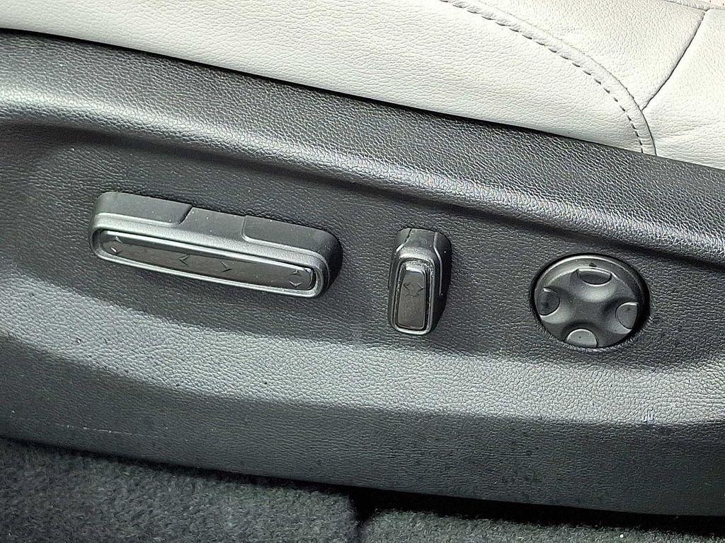 used 2022 Honda CR-V Hybrid car, priced at $30,056