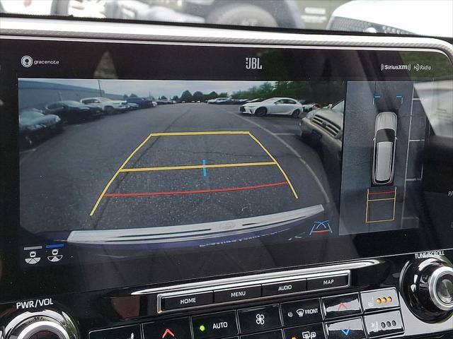used 2022 Toyota Highlander car, priced at $36,889