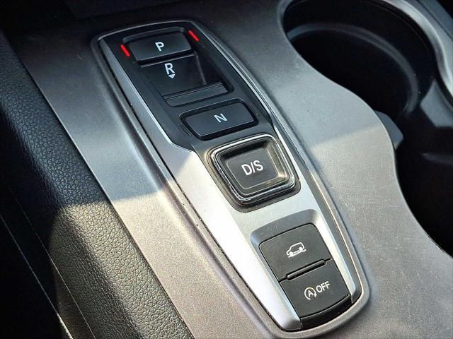 used 2022 Honda Pilot car, priced at $32,137