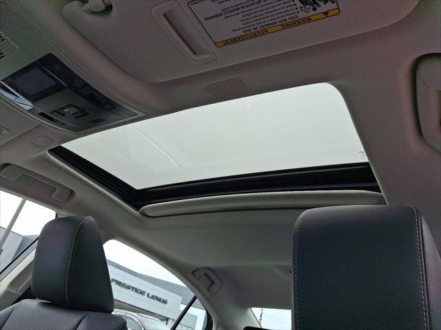 used 2022 Lexus ES 350 car, priced at $37,862