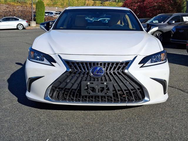 used 2022 Lexus ES 300h car, priced at $39,774