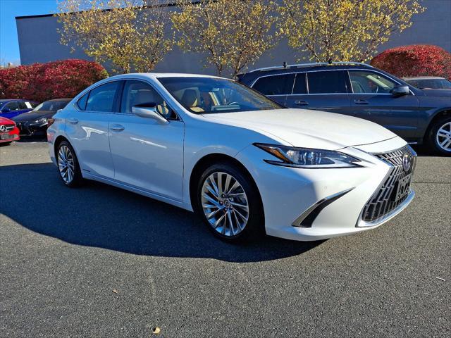 used 2022 Lexus ES 300h car, priced at $39,774