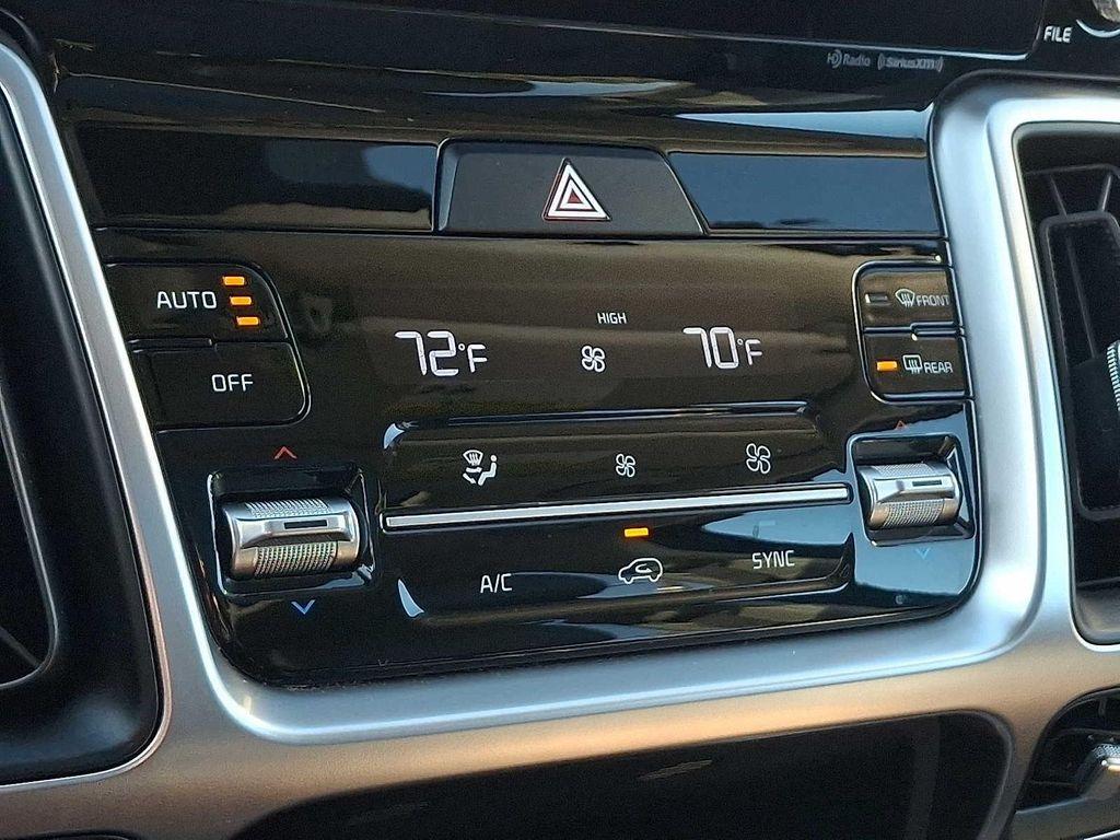 used 2022 Kia Sorento car, priced at $23,148