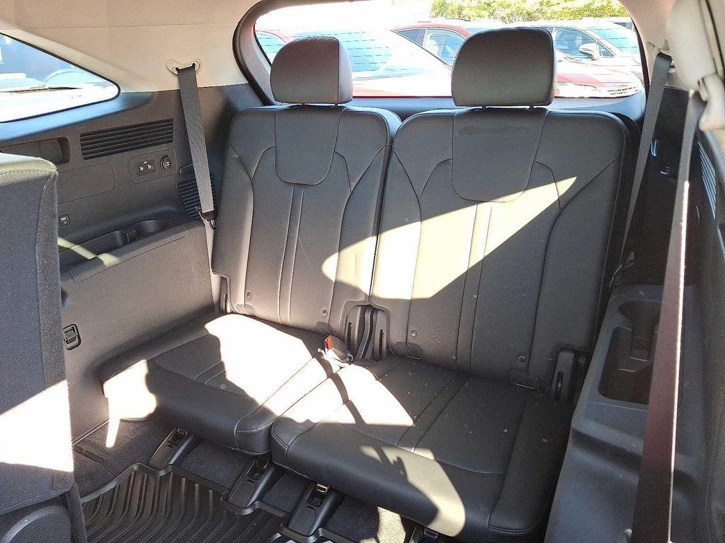 used 2022 Kia Sorento car, priced at $23,148