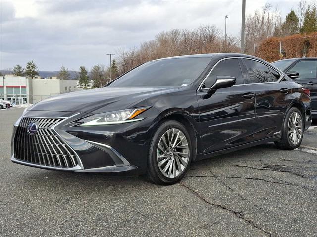 used 2022 Lexus ES 300h car, priced at $35,341