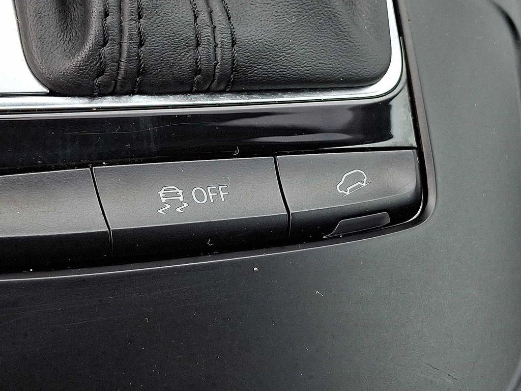 used 2015 Audi Q5 car, priced at $9,784