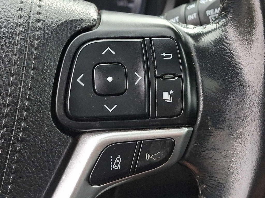 used 2017 Toyota Highlander car, priced at $21,389