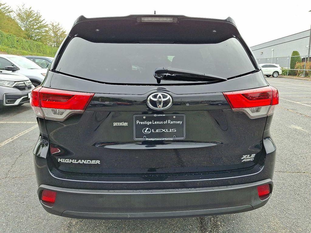used 2017 Toyota Highlander car, priced at $21,389